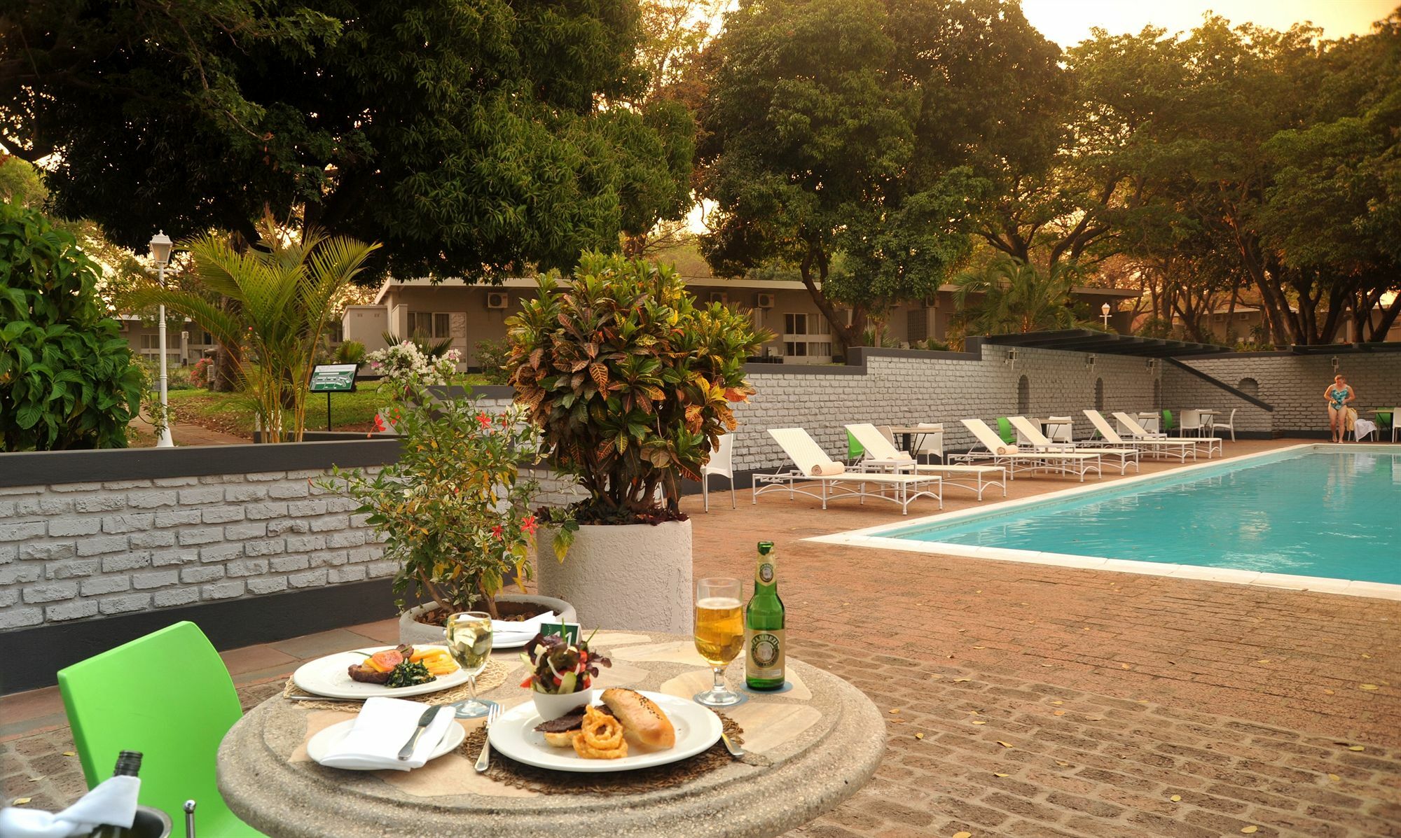 Cresta Sprayview Victoria Falls Exterior photo